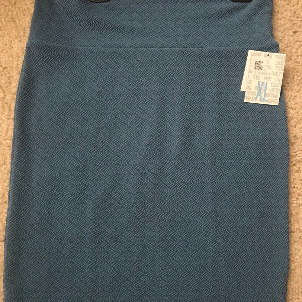 XL blue Cassie. Lularoe